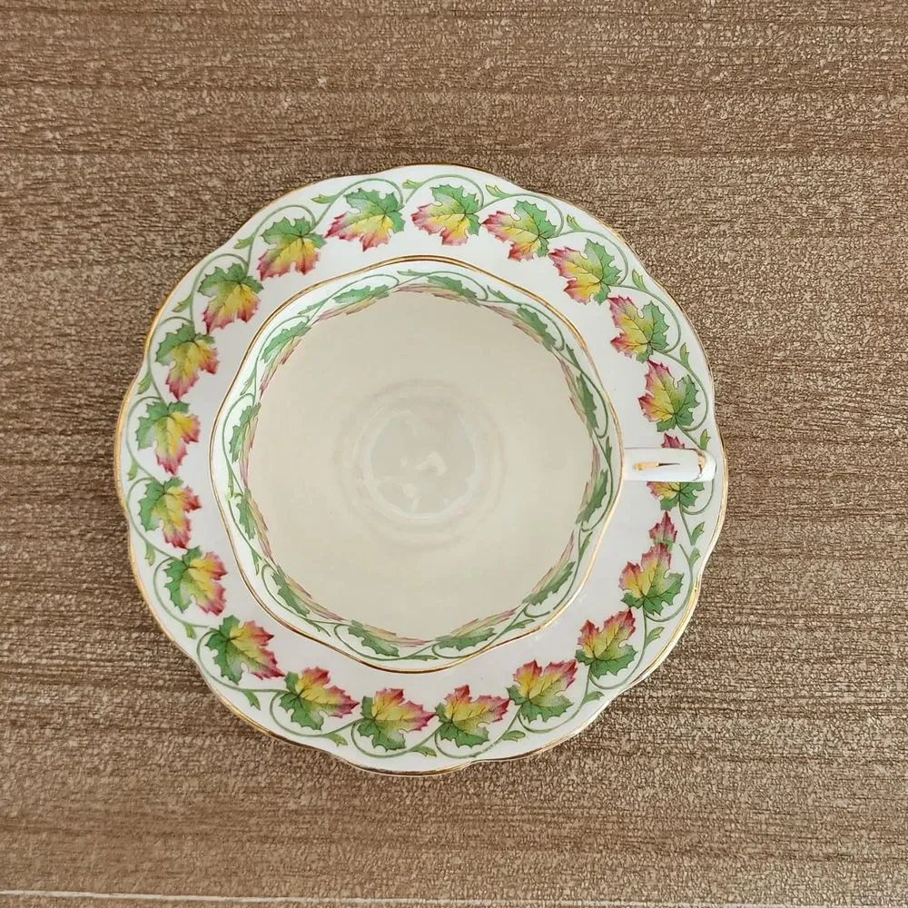 Vintage Royal Albert Loyalty Cup & Saucer Commemorative Set - Picture 9 of 9